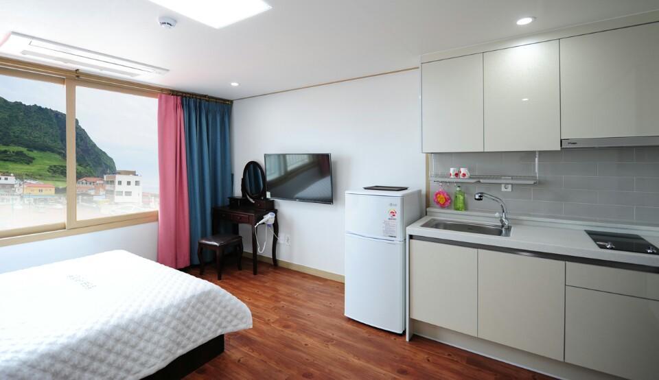 Seongsanpo Love Pension Seogwipo Extérieur photo